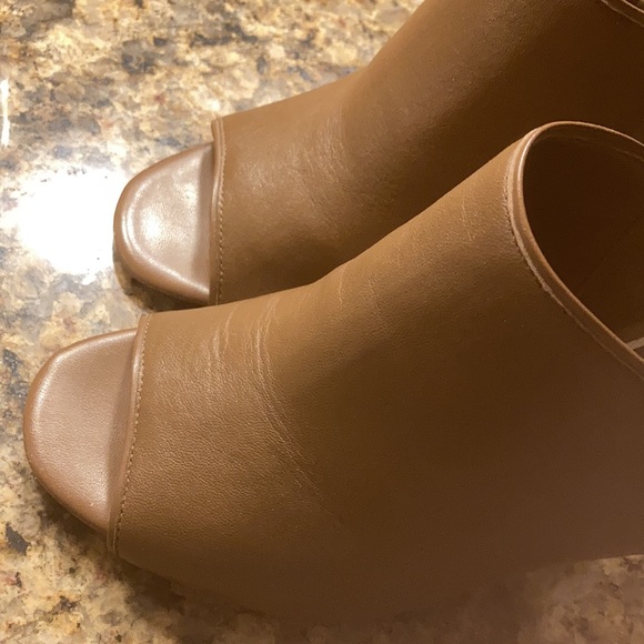 Slip on Leather brown high heels - Picture 9 of 10